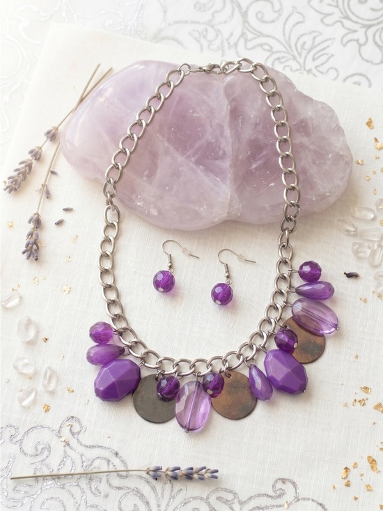 Fashion Jewelry Jewelry - Purple Beaded Necklace Earrings Set Silver Tone Chunky NWOT